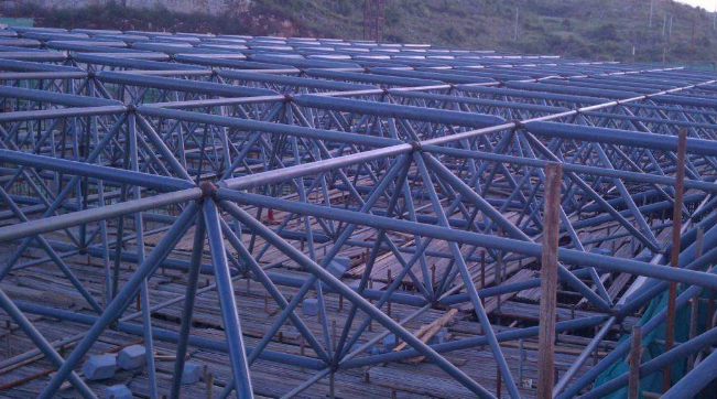 保山概述网架加工中对钢材的质量的过细恳求